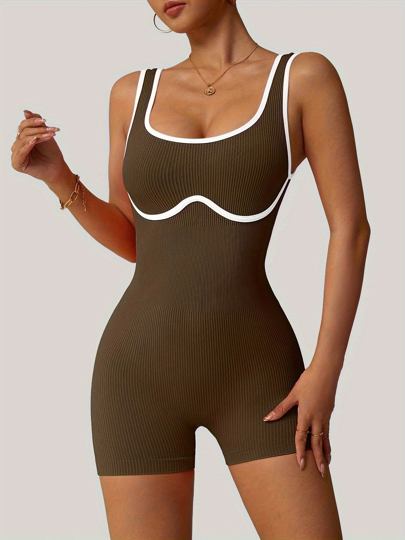 Macaquinho Esportivo Canelado Modern Sasha