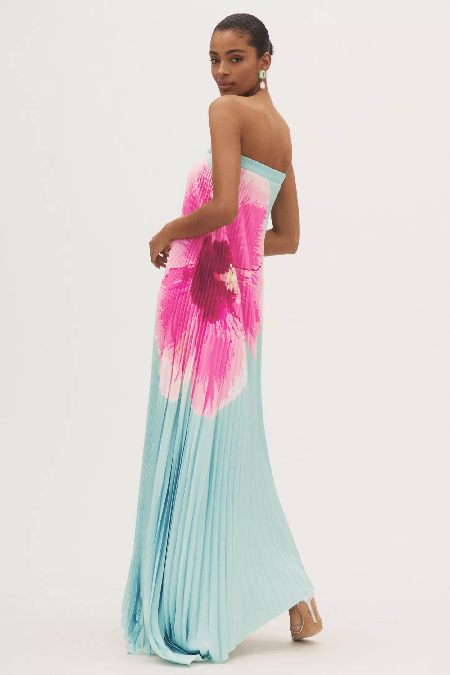 Vestido Longo Plissado Foral Modern Jasminy