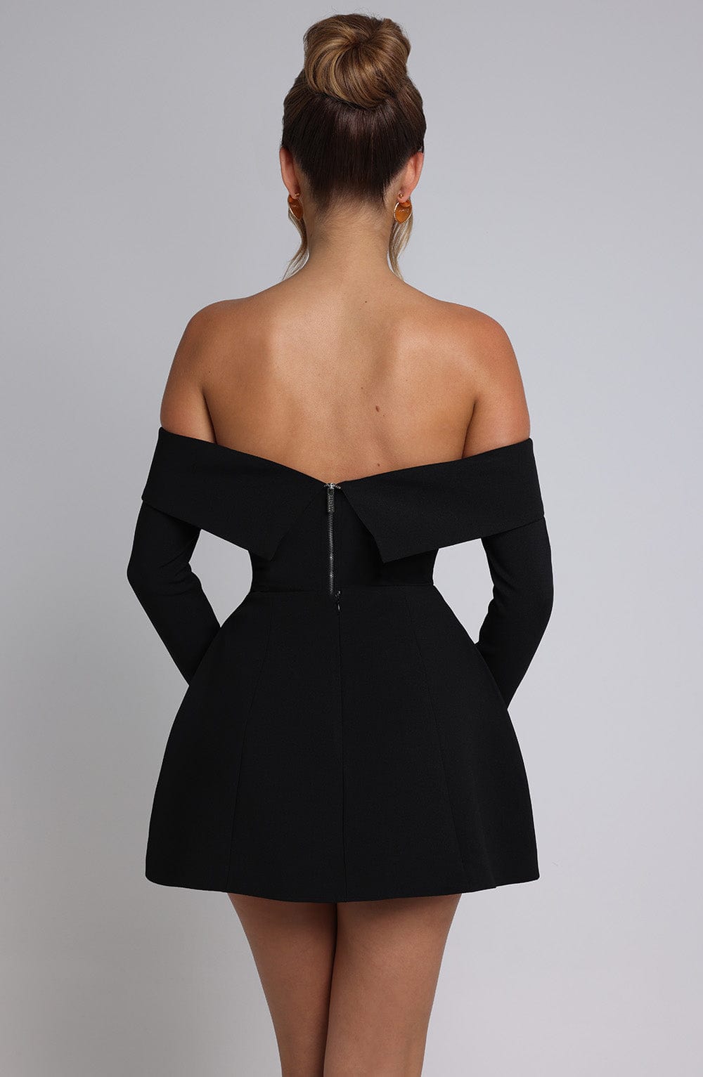 Vestido Manga Longa Curto Modern Kelly