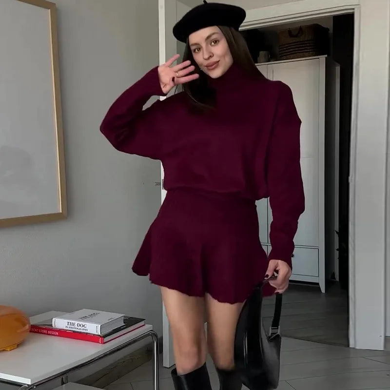 Conjunto Blusa Suéter Manga Comprida e Saia Curta Plissada Modern Marilyn