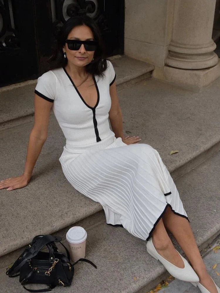 Conjunto Cropped e Saia Midi Plissada Modern Juliette