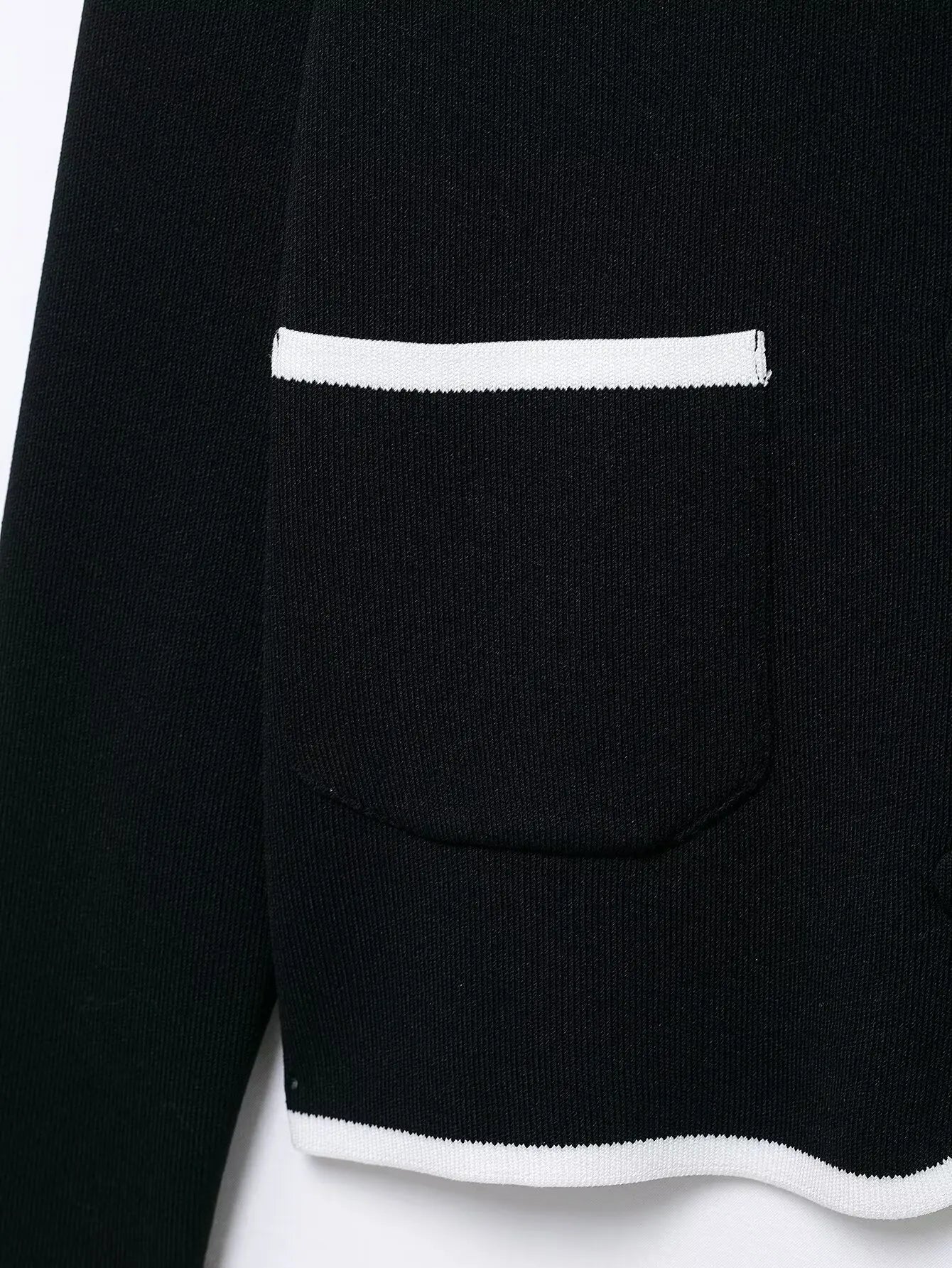 Conjunto Casaco Cardigan e Saia Curta Modern Louise