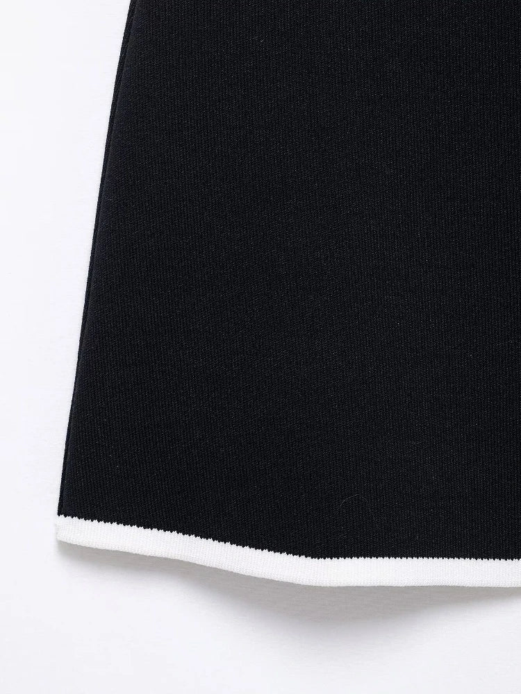 Conjunto Casaco Cardigan e Saia Curta Modern Louise