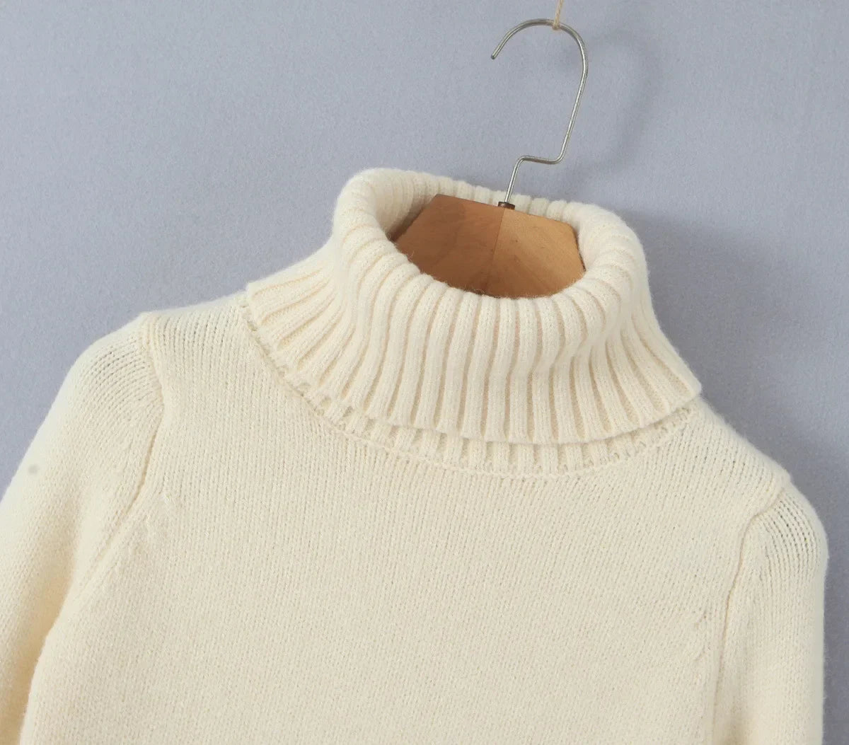 Conjunto Tricô Blusa Manga Comprida e Mini Saia Modern Violet