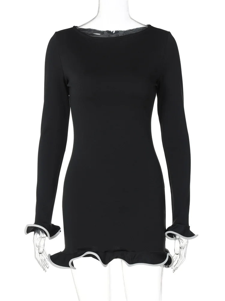 Vestido Curto Manga Comprida com Babado Modern Estella