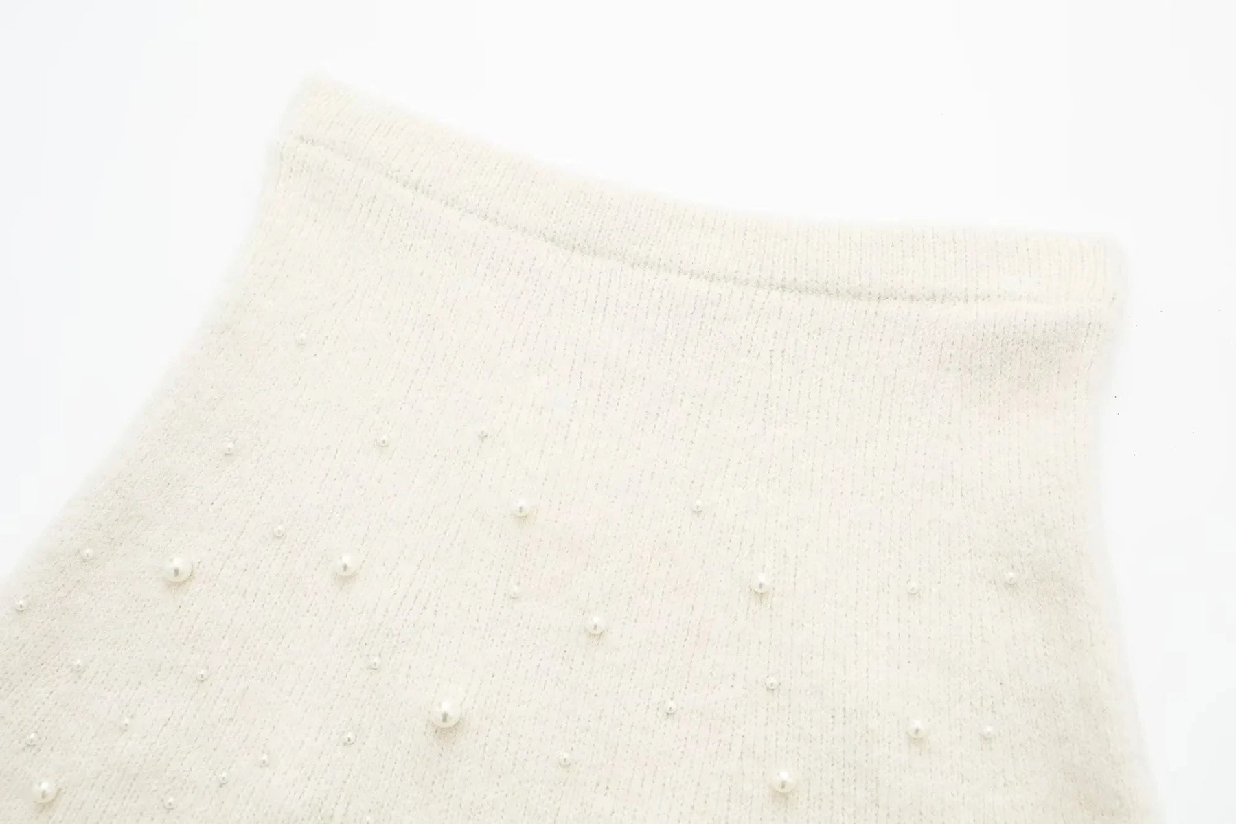 Conjunto Tricô Sueter e Saia com Pérolas Modern Martina