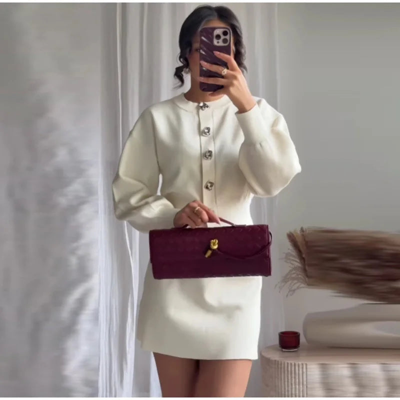 Conjunto Casaco Manga Bufante e Saia Curta Modern Mabel