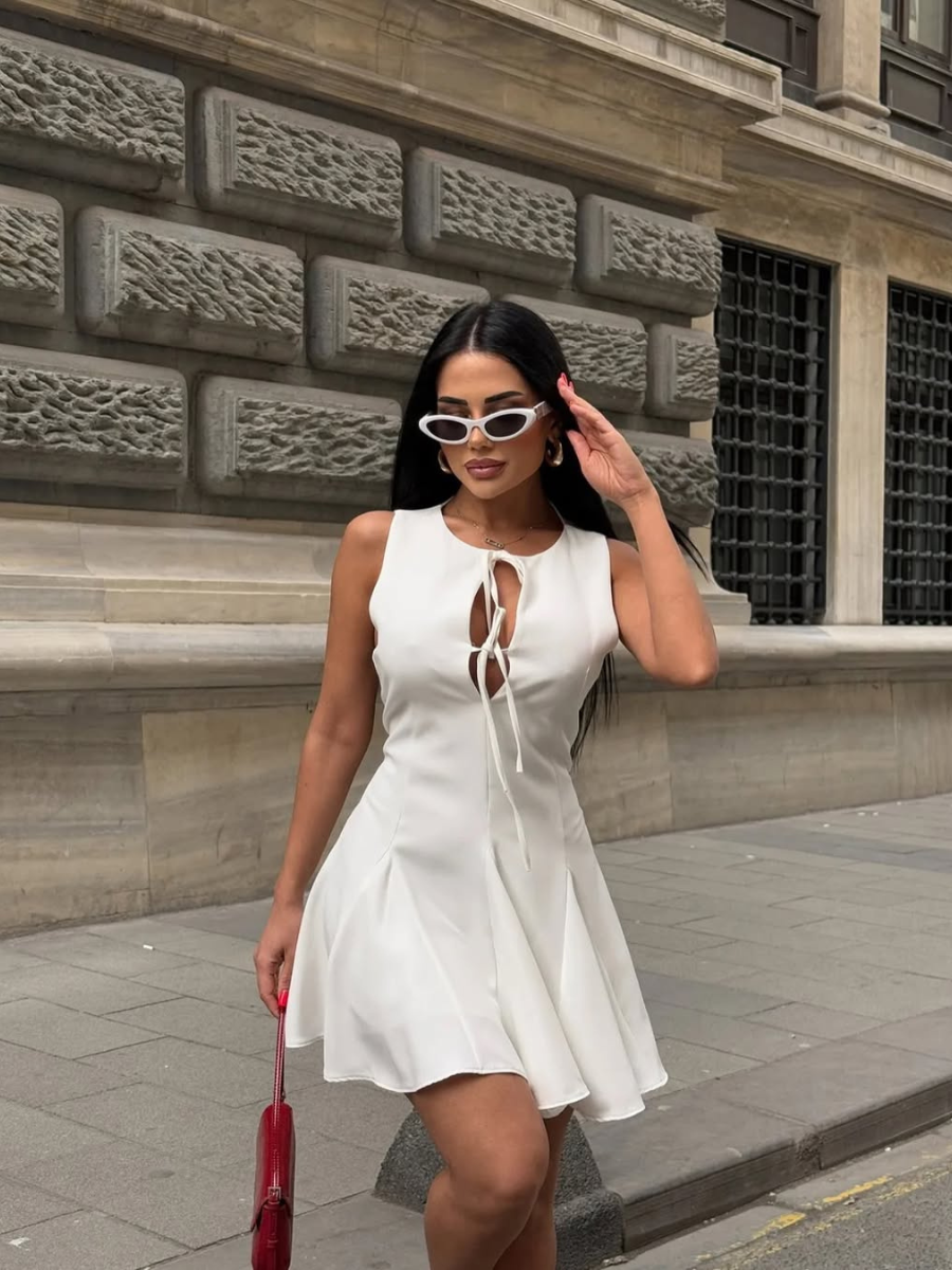 Vestido Curto Godê Barra Plissada Modern Sienna