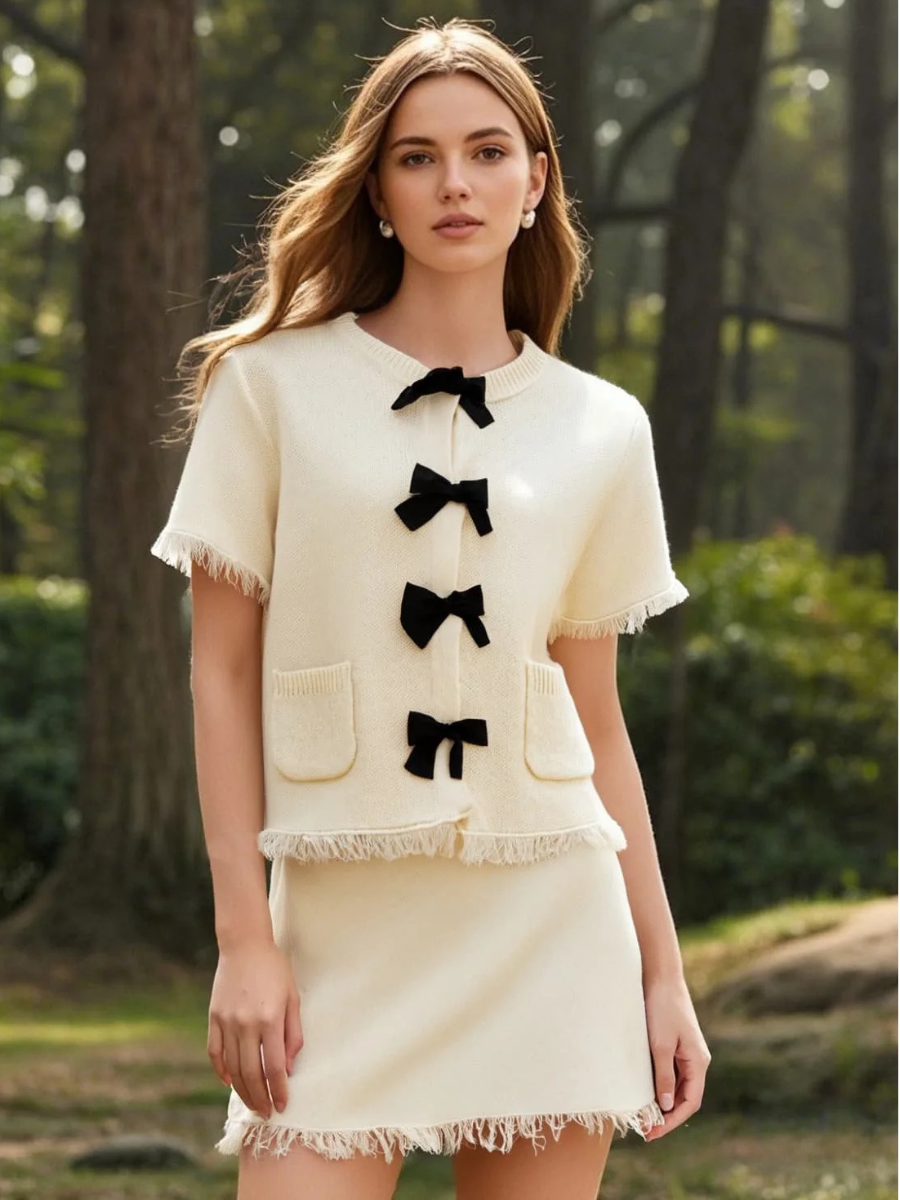 Conjunto Tricô Blusa Manga Curta e Saia Curta Modern Safira