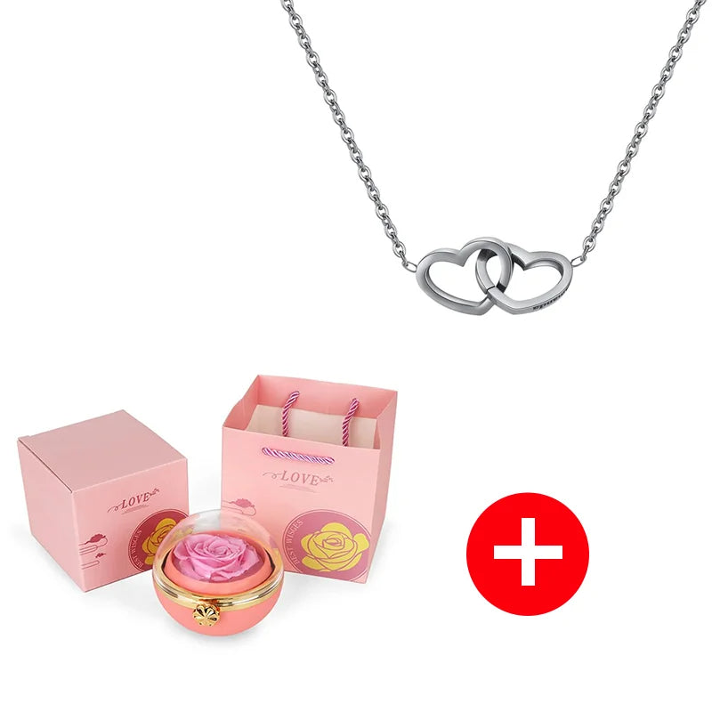 Caixa com Rosa Eterna & Colar de Corações Personalizado com Nomes