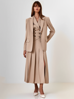 Conjunto Feminino de Alfaiataria com  Colete Clássico e Saia Modern Alessandra