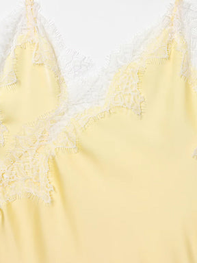 Vestido Curto Cetim Tendência Modern Daily