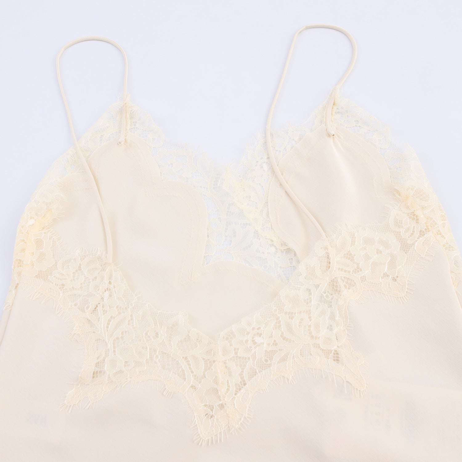 Vestido Curto Cetim Tendência Modern Daily