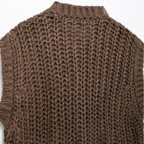 Colete Tricô Marrom com Botões Modern Jane
