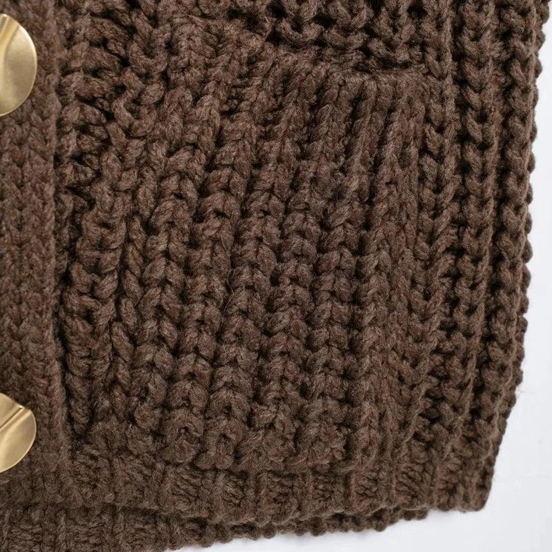 Colete Tricô Marrom com Botões Modern Jane