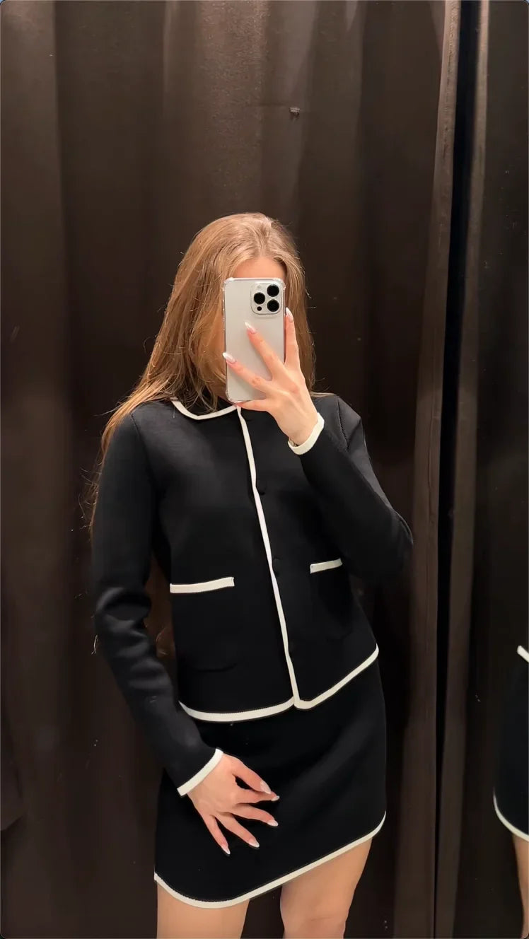 Conjunto Casaco Cardigan e Saia Curta Modern Louise