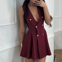 Vestido Curto Godê com Botões Modern Mila