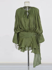 Vestido Curto com Saia de Babados Assimétrico Modern Bela