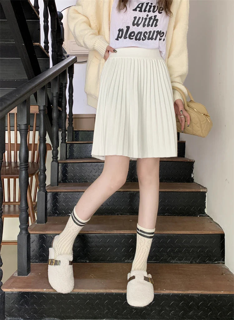 Saia Plissada Cintura Alta Modern Charlie