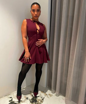 Vestido Curto Godê Barra Plissada Modern Sienna