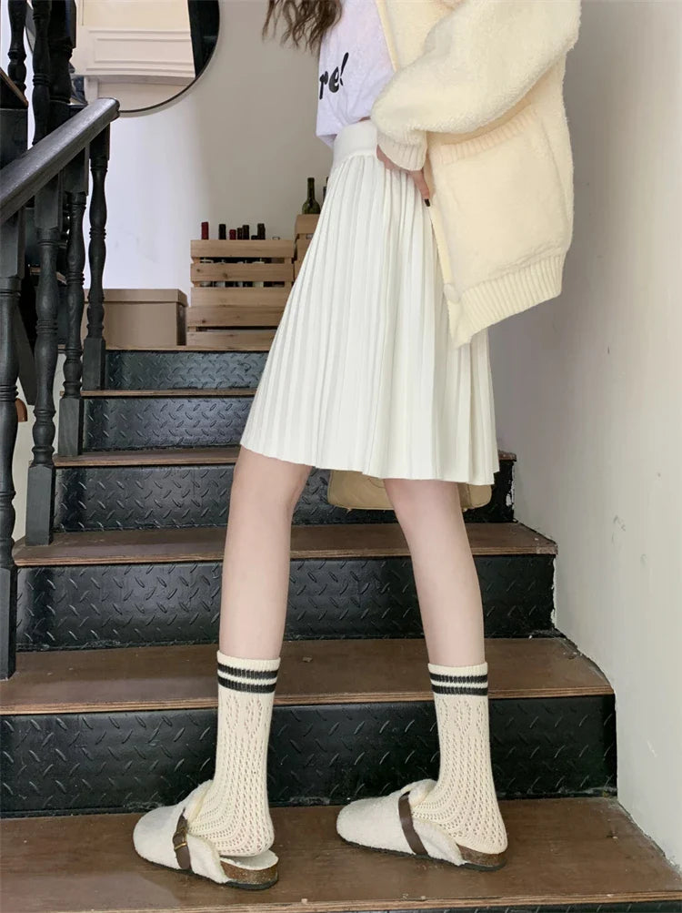 Saia Plissada Cintura Alta Modern Charlie