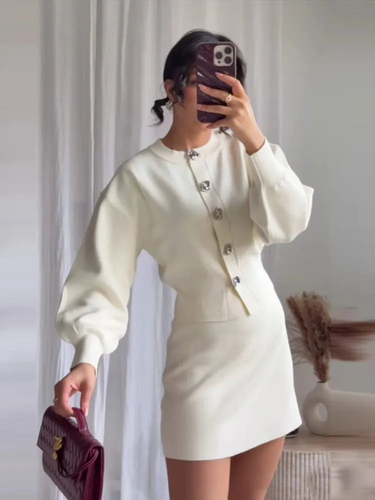 Conjunto Casaco Manga Bufante e Saia Curta Modern Mabel