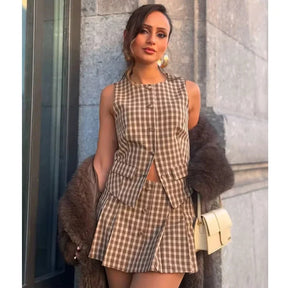 Conjunto Xadrez Colete com Botões e Saia Curta Modern Megan