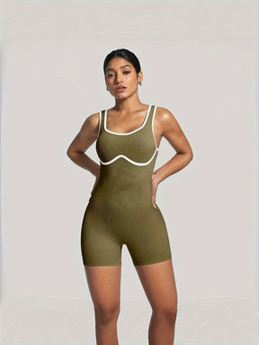 Macaquinho Esportivo Canelado Modern Sasha