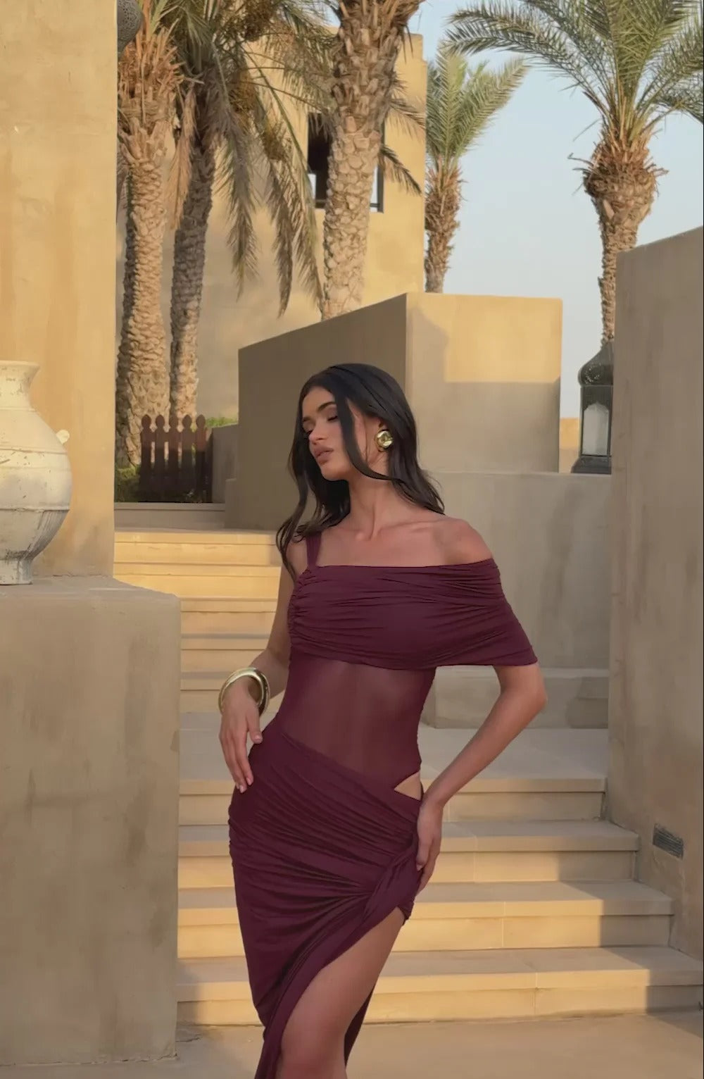 Vestido Longo Assimétrico com Fenda Modern Azurae