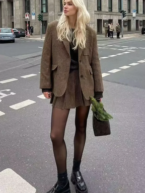 Conjunto Blazer e Saia Curta Plissada Modern Charlotte