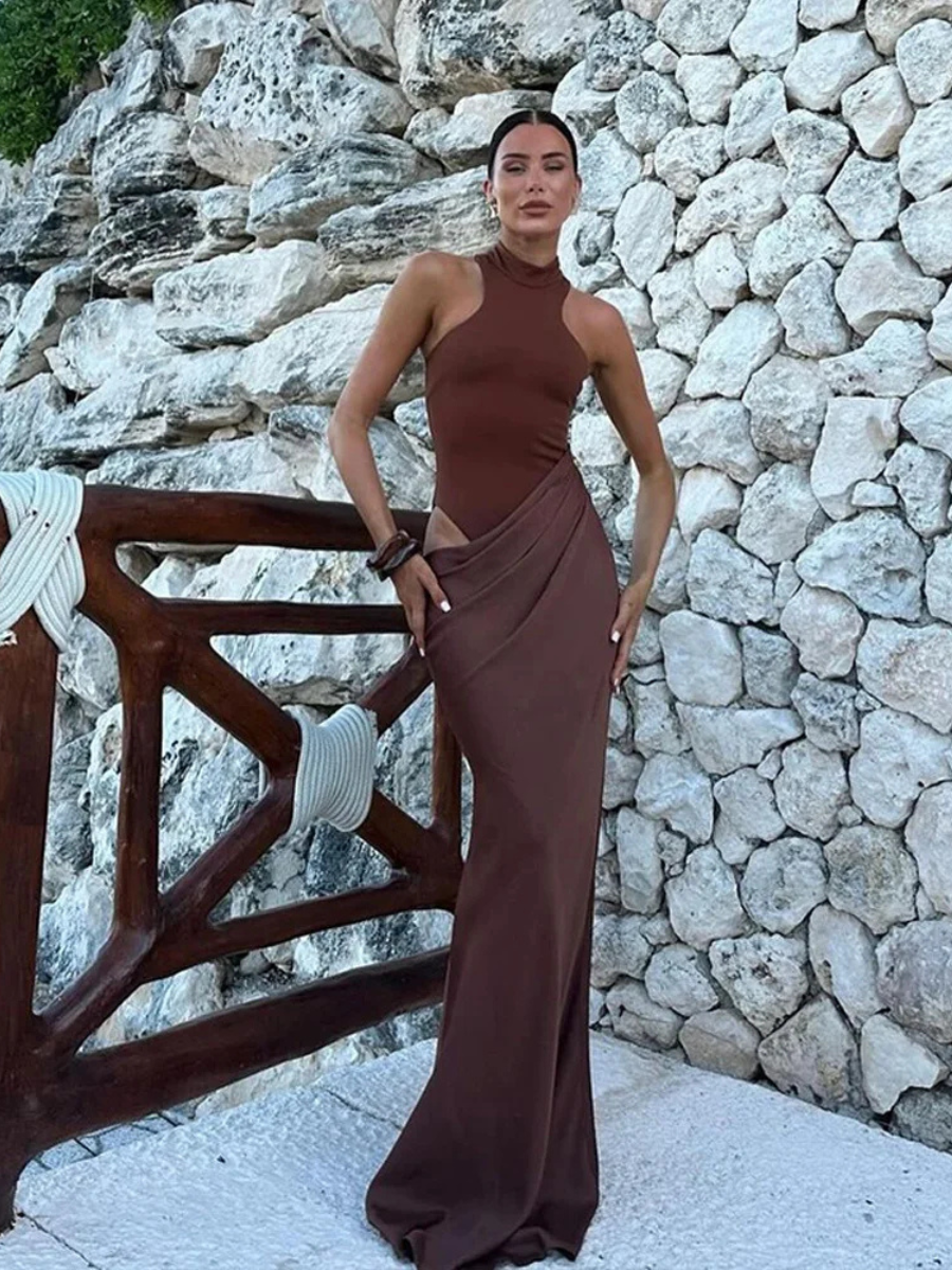 Vestido Longo Gola Alta sem Mangas Modern Hazel