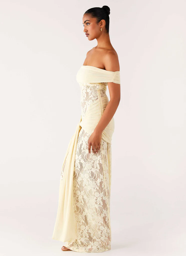 Vestido Ombro a Ombro Rendado Com Detalhe Pendurado Modern Gracie