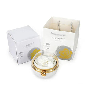 Caixa com Rosa Eterna & Colar de Corações Personalizado com Nomes